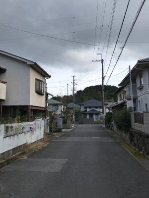 【前面道路含む現地写真】 | 大津市清風町18-2　中古戸建