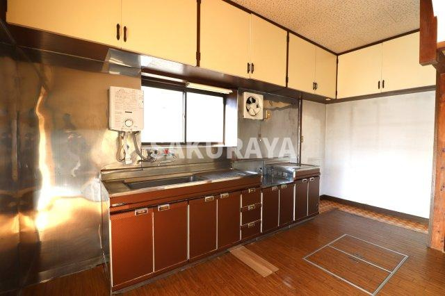 鵤木町貸家SUのキッチン