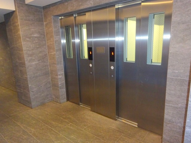 オーベルグランディオ三郷中央のその他共用部分|エレベーター部分の写真になります。