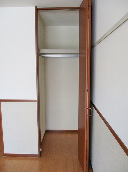 【収納】 | ダリア新高円寺 | クローゼット
同設備の別室写真を使用しております。