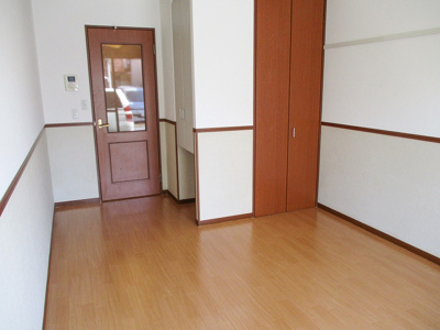 【居間・リビング】 | ダリア新高円寺 | 洋室約7.5帖
反転タイプの別室写真を使用しております。