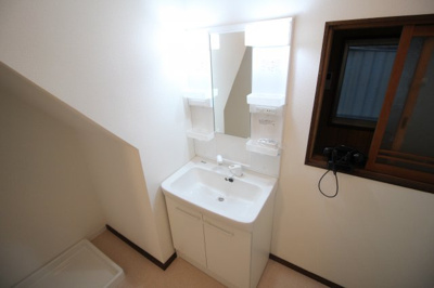 【洗面所】 | 堺区北旅篭町西三丁貸家 | 堺区北旅篭町西三丁貸家