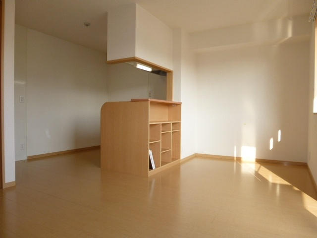 パストラル　浜町の居間・リビング