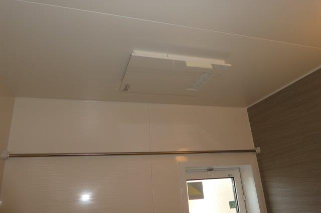 ＨＵＩＴの浴室|浴室乾燥機・窓