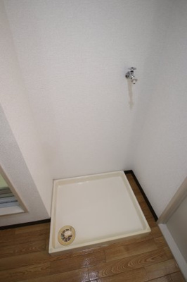 【設備】 | ラフィネアルブル | 室内洗濯機置場