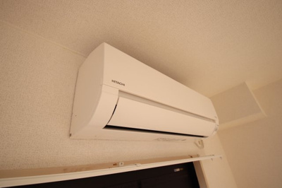 【設備】 | ラフィネアルブル | エアコン