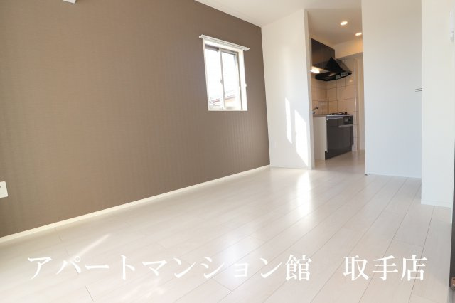 エンプレスⅥの居間・リビング