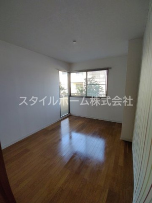 【居間・リビング】 | グランドハイツ百北