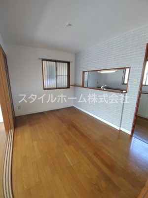 【居間・リビング】 | グランドハイツ百北