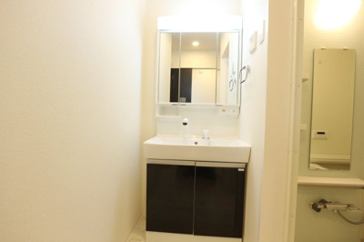 【独立洗面台】 | エンプレスⅥ