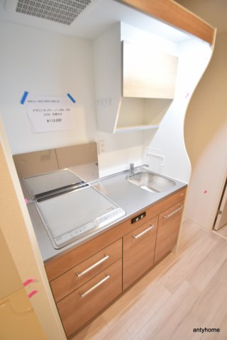 セレニテ新大阪プリエ　仲介手数料無料のキッチン