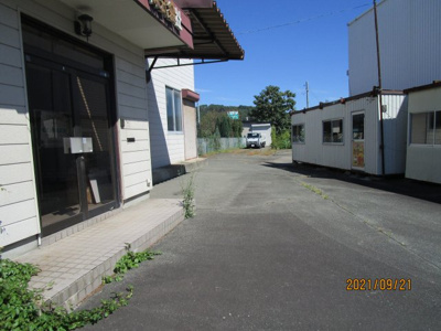 【駐車場】 | 三ツ割貸事務所倉庫