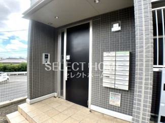 【エントランス】 | 建物の内部です