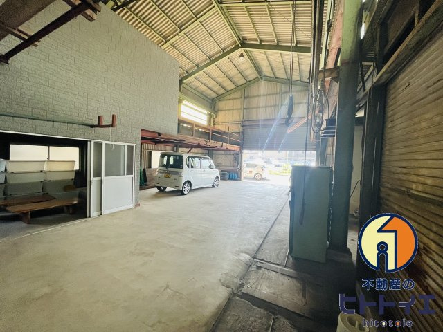 八女インター倉庫の駐車場