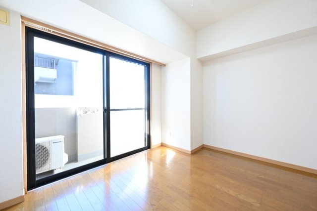 ルーブル白金高輪の洋室