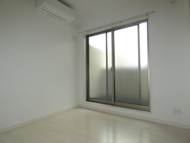 【寝室】 | F asecia stib