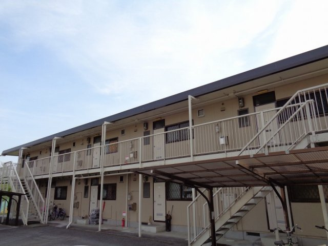 岸和田市岡山町のハイツの外観|物件の外観です