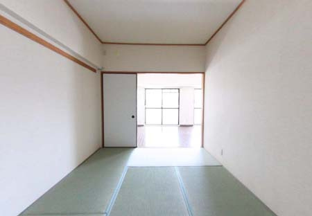 岸和田WINマンションの和室|ゆったりとくつろげる和室です
