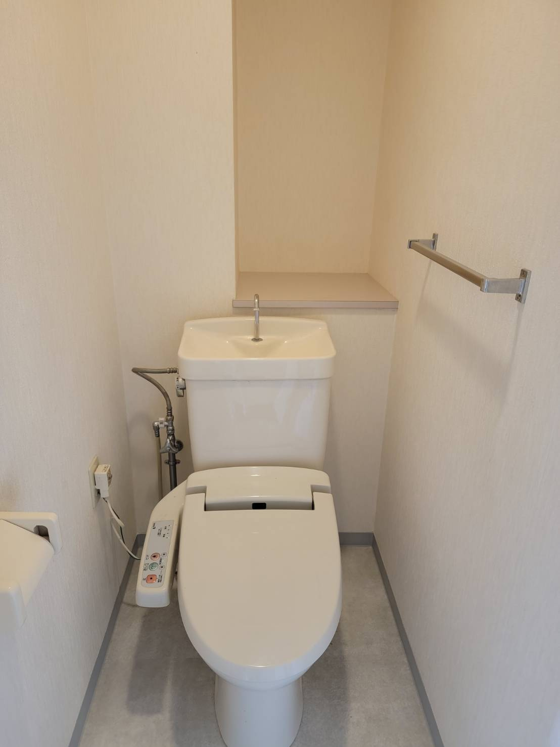 岸和田WINマンションのトイレ|清潔感のあるトイレです
