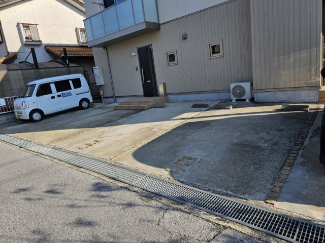Cuoreの駐車場|平面式駐車場です