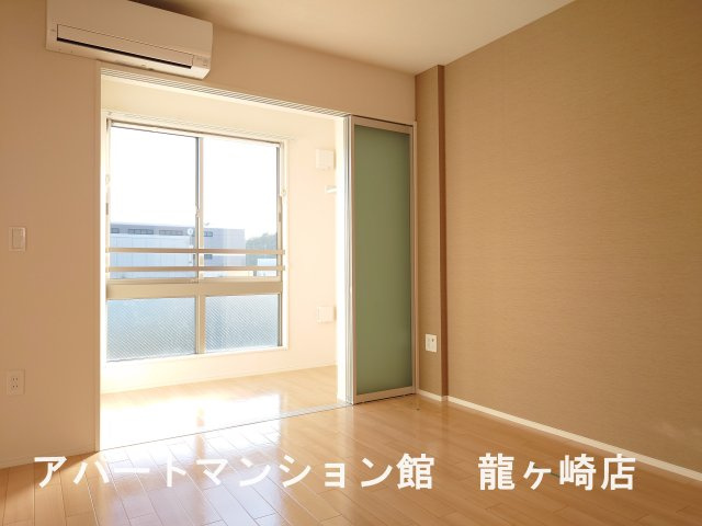 ポルトボヌールの居間・リビング