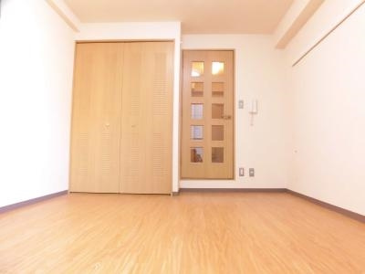 二条CUBE（二条キューブ）の寝室|洋室