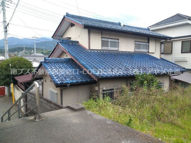 小笠原　5DK　中古物件の外観