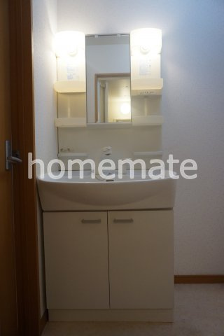 熊本市南区近見４丁目の賃貸マンションの独立洗面台