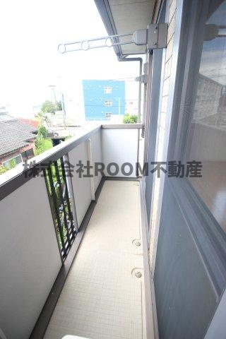 Fine View・K のバルコニー|開放的で明るい空間を演出してくれるバルコニーです