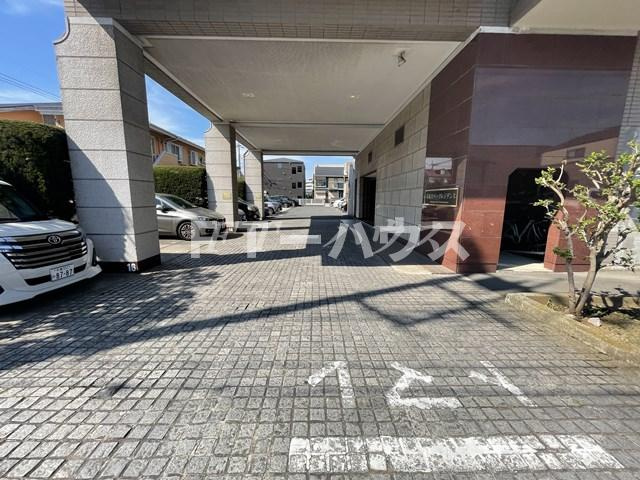 幕張台パークレジデンスの駐車場