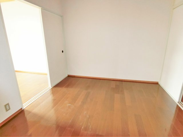 Tレジデンスシーの洋室