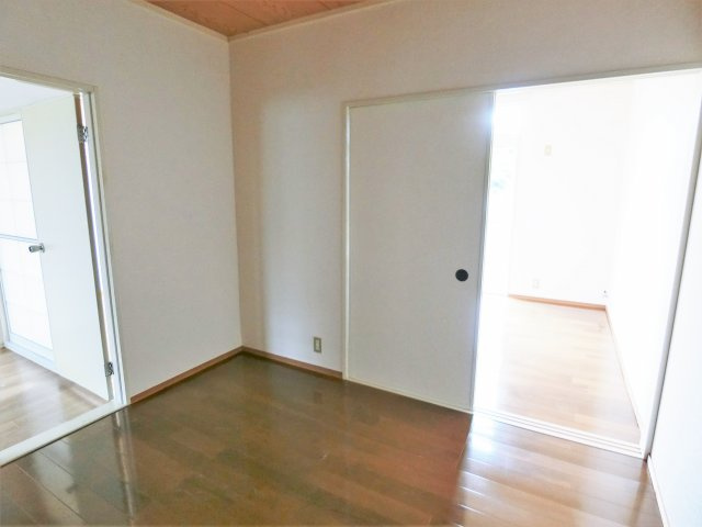 Tレジデンスシーの洋室