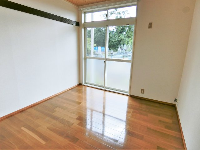 Tレジデンスシーの洋室