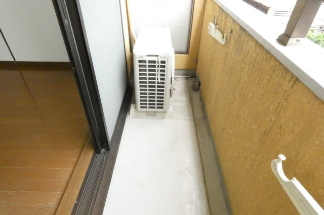 【バルコニー】 | ビルシャナ長居