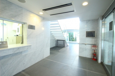 【ロビー】 | シャレール広尾