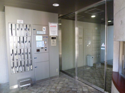 【エントランス】 | カ－ムコ－ト神楽坂