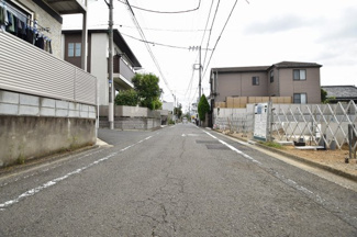 【前面道路含む現地写真】 | 現地見学や資料請求などお気軽にお問合わせ下さい。
周辺環境とあわせて現地ご案内致します。