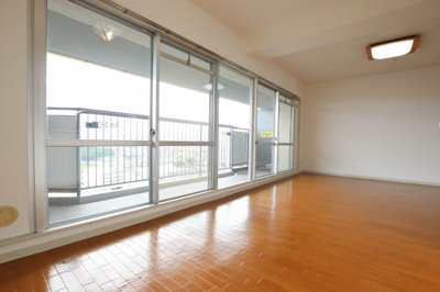 【居間・リビング】 | 藤和さやまハイタウンB棟