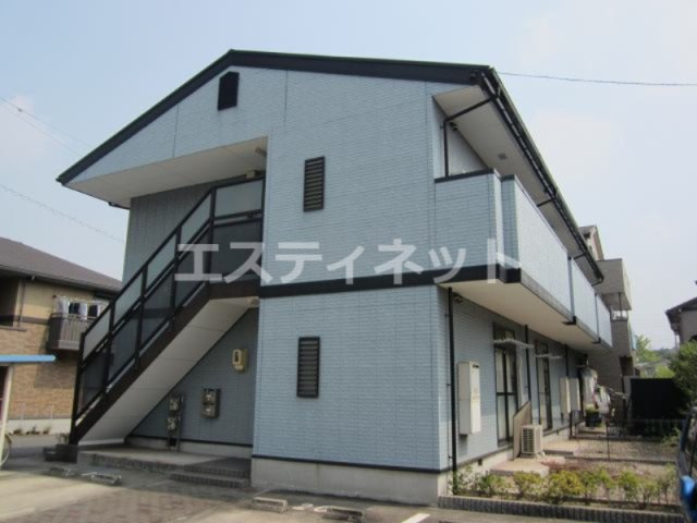 東海市高横須賀町５丁目のアパートの外観
