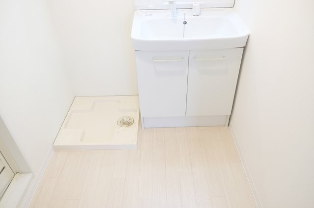 【居間・リビング】 | パールハイツ | こちらの居間で趣味の時間をお楽しみください