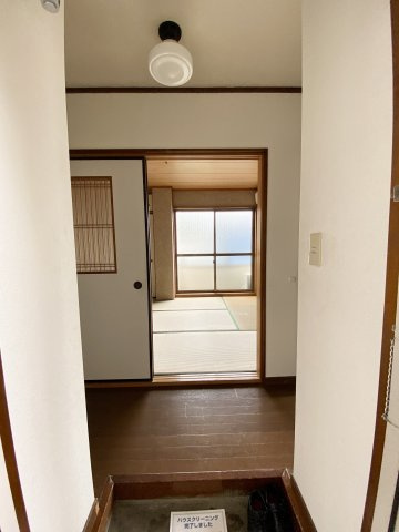 メゾンふるさとの玄関
