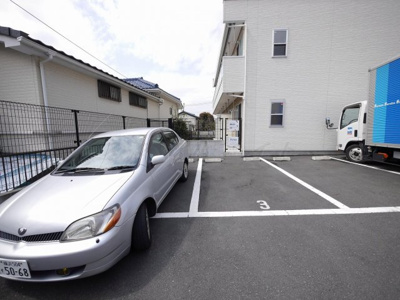 【駐車場】 | リブリ・フローラ