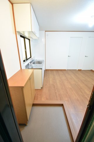 マンション寿の玄関