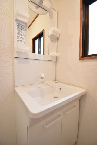 マンション寿の独立洗面台