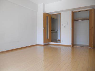 ビレイユ真英富小路高辻の寝室|洋室