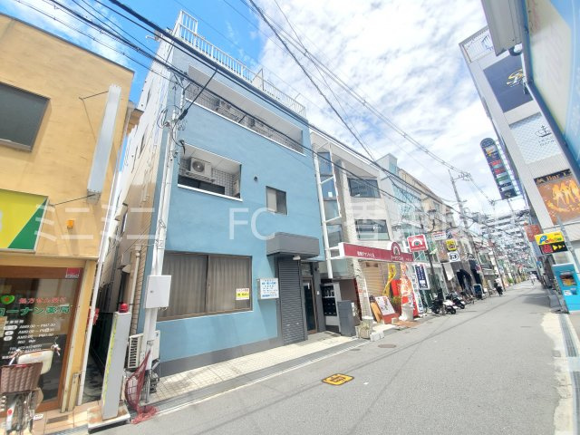 グランツ香里新町の外観