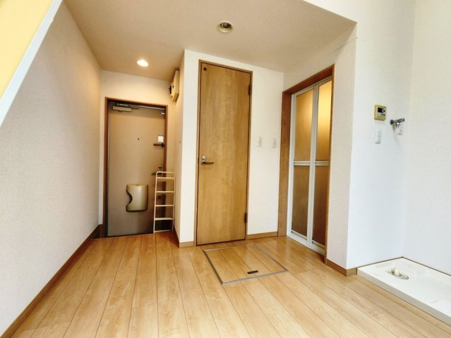 【寝室】 | 洋室