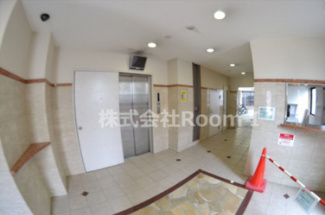 【エントランス】 | レジェンドール堺筋本町 | 毎日通るエントランスはこのようになっています