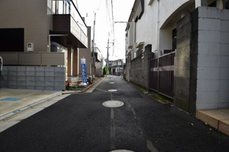 【前面道路含む現地写真】 | 現地見学や資料請求などお気軽にお問合わせ下さい。
周辺環境とあわせて現地ご案内致します。