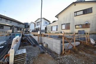 【外観】 | 現地見学や資料請求などお気軽にお問合わせ下さい。
周辺環境とあわせて現地ご案内致します。